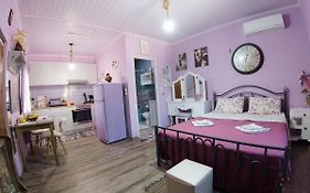 Valena'S House